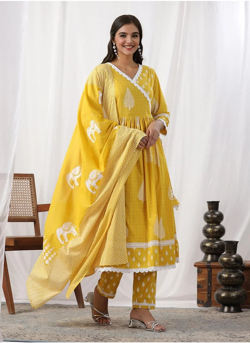 ISHIN Women Yellow Cotton 3 pcs Kurta Set