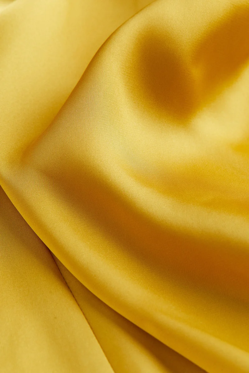 اتش اند ام One Shoulder Flared Sleeve Top