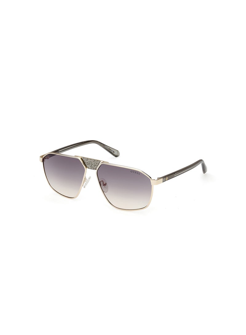 GUESS نظارة شمسية بايلوت للحماية من الأشعة فوق البنفسجية للرجال - GU0008632P59 - مقاس العدسة: 59 ملم - Image 1