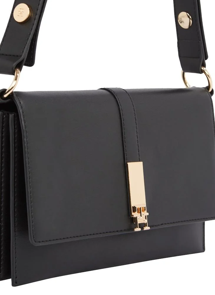 تومي هيلفيغر Logo Detail Top Handle Flap Over Crossbody