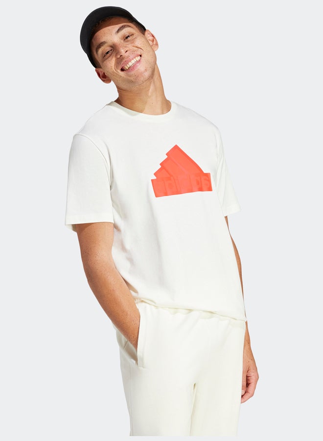 Adidas تي شيرت يحمل شعار أيقونات المستقبل الرياضية  - Image 4