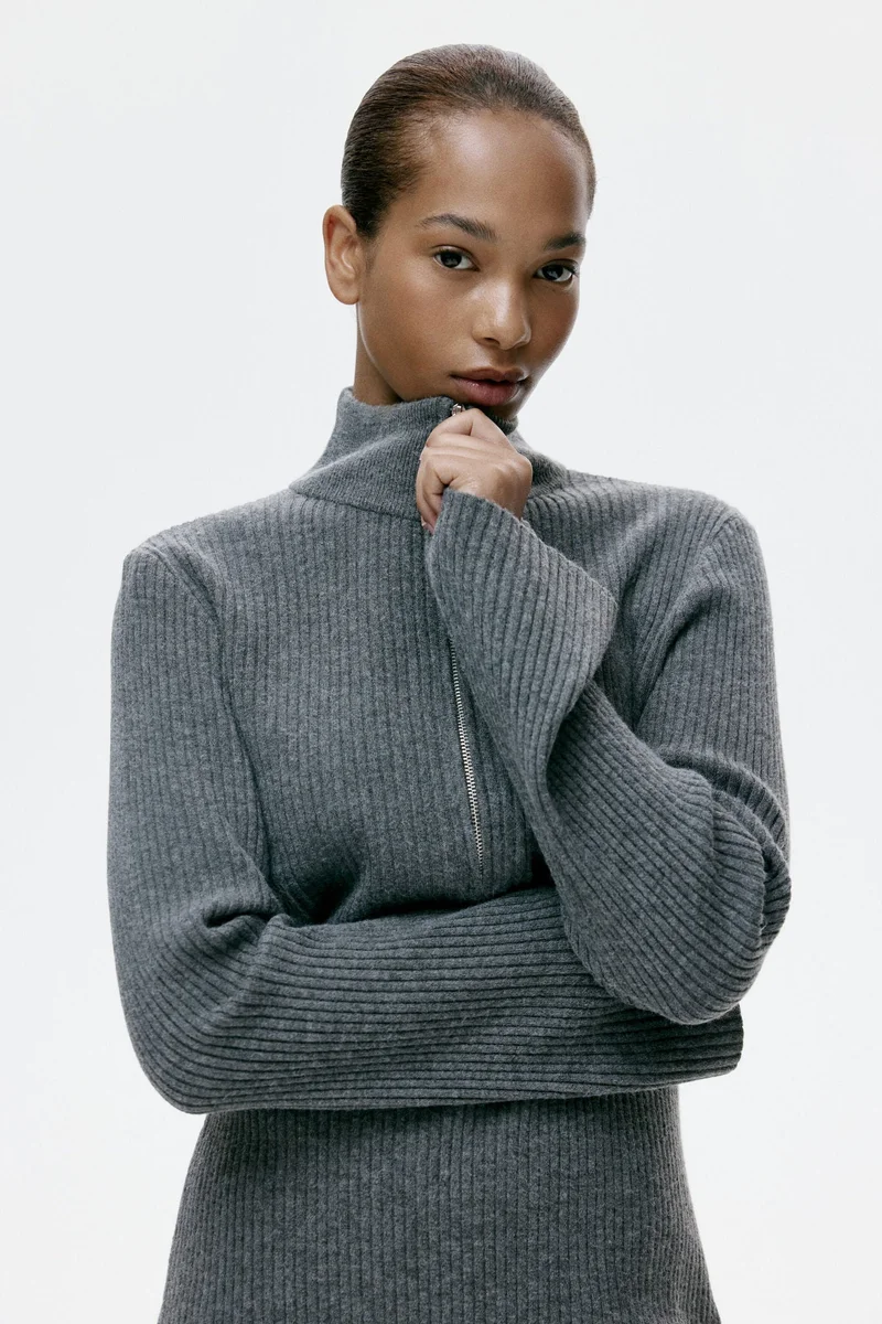 اتش اند ام كنزة بسحاب علوي محبوكة بتصميم مرن