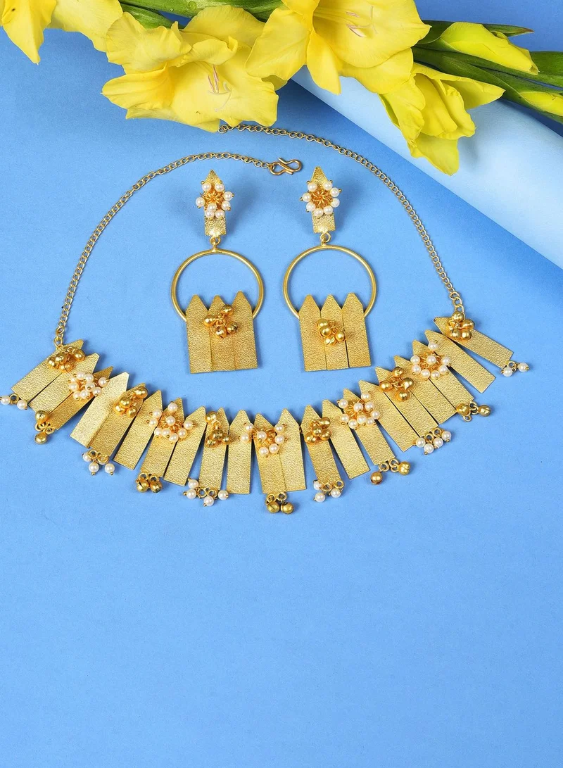 SOHI Gold Plated Pearls Necklace and Earrings Set