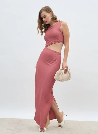 Styli Women Rust Textured Cut Out Waist Sheath Maxi Dress with Side Slit