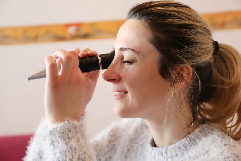 TRZ Refractometer 0-90% Brix Hand held Refractometer to Determine The Sugar Content of Honey Vegetable Oil Syrup Molasses with ATC Function - Image 3