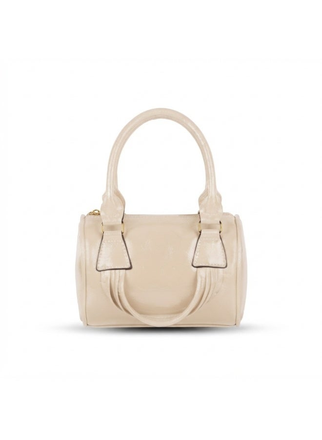 An elegant bag that combines sophistication and practicality in one soft, attractive design suitable for all times.BA-73