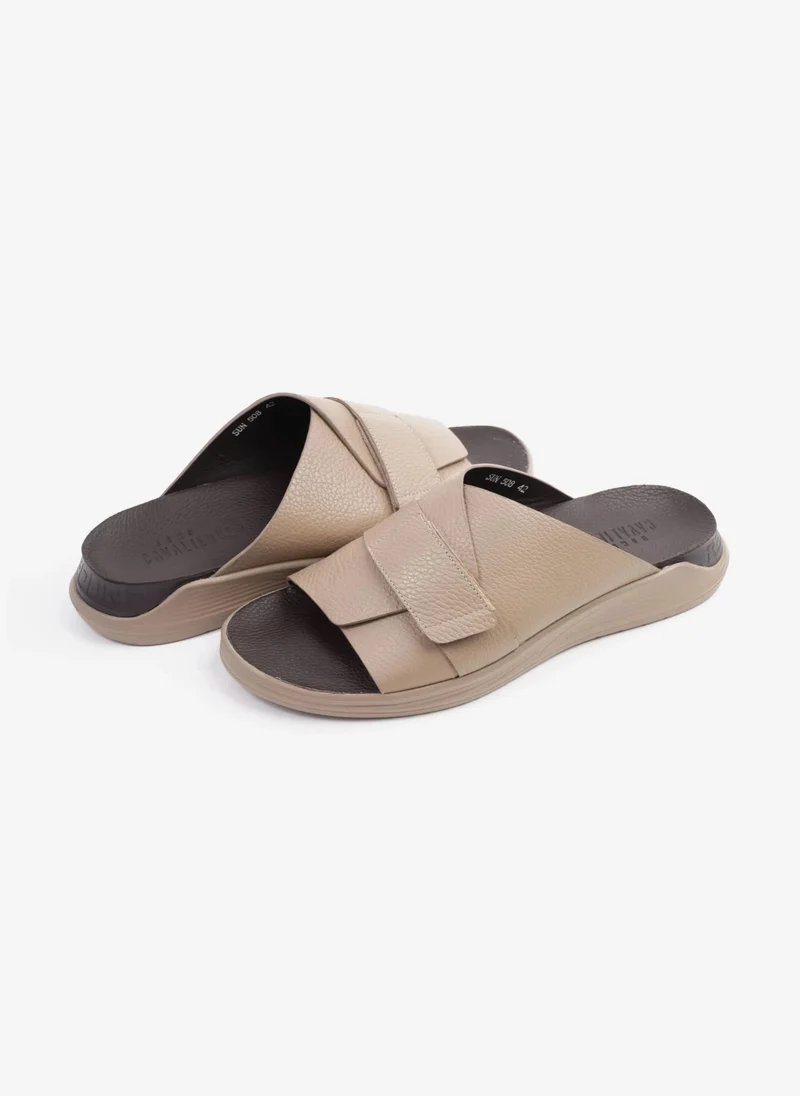 UOMO Cavalier UOMO CAVALIER WITH STRAPPY DESIGN SANDALS