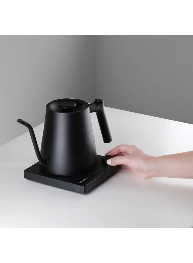 Varia AURA Smart Kettle 0.8L with Gooseneck Spout, Perfect for Pour-Over Coffee and Tea Brewing, Precision Temperature Control, Digital Display - Black - Image 2