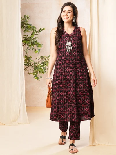 globus Women Geometric Printed A-Line Kurta & Pant Set