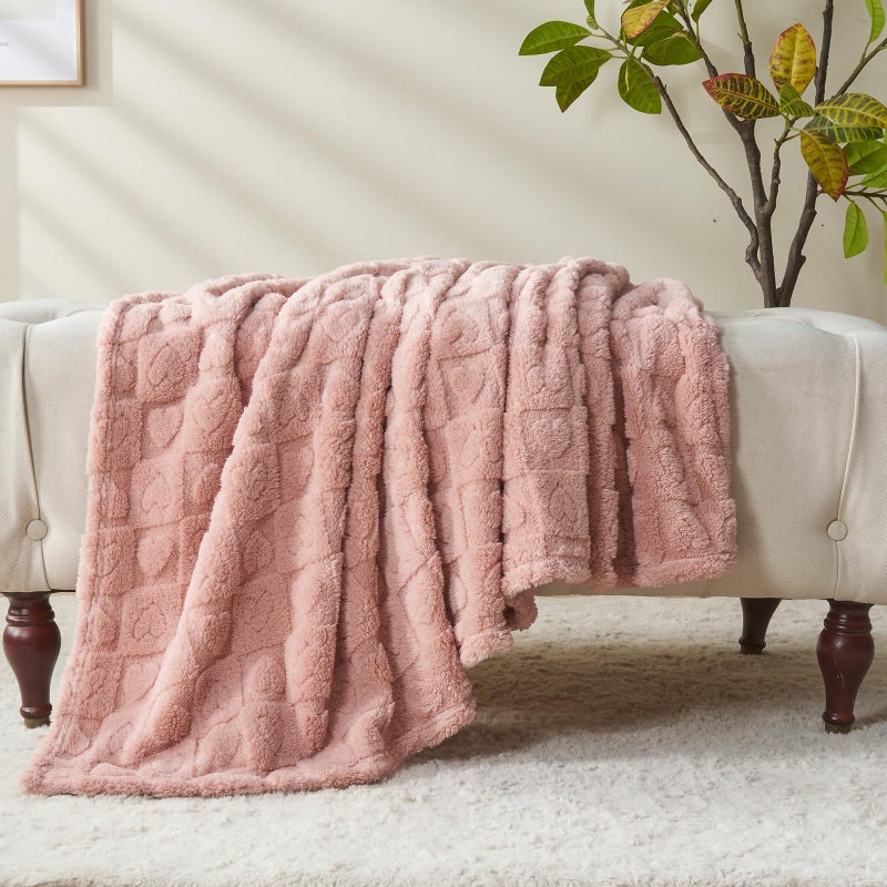 NEWCOSPLAY Super Soft Throw Blanket Pink Premium Silky Flannel Fleece 3D Heart Checkered Lightweight Bed Blanket All Season Use (Pink Heart  Throw(50""x70"")) - Image 5