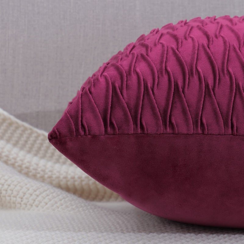 MADIZZ مجموعة Madizz من 2 وسادة رمي زخرفية Super Super Velvet تغطي 20 × 20 بوصة مربع بورغوندي مع نسيج وسادة سادة النمط الفاخر لغرفة نوم الأريكة - Image 4