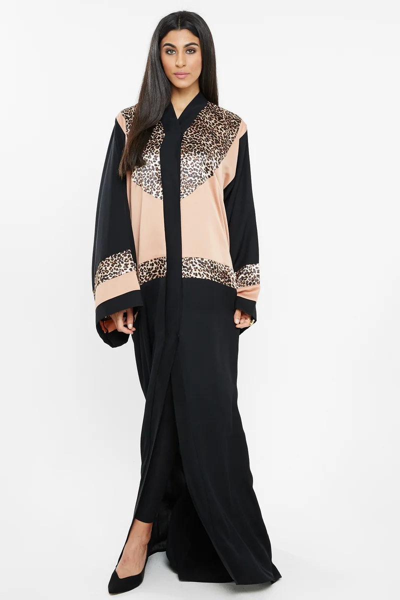 النخبة A casual animal  printed abaya.-AJ120A