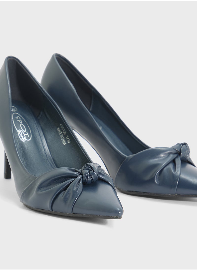 Spot-On Pointed Pump With Knot Detail  - Image 4
