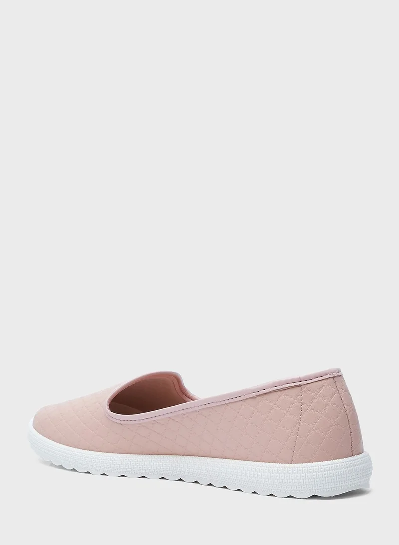 MOLECA Skyla Slip ons