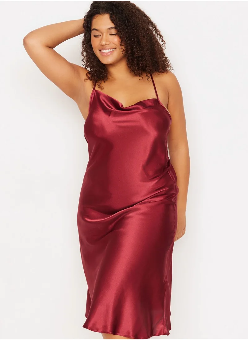 ترينديول كيرف Strappy Cowl Neck Nightdress