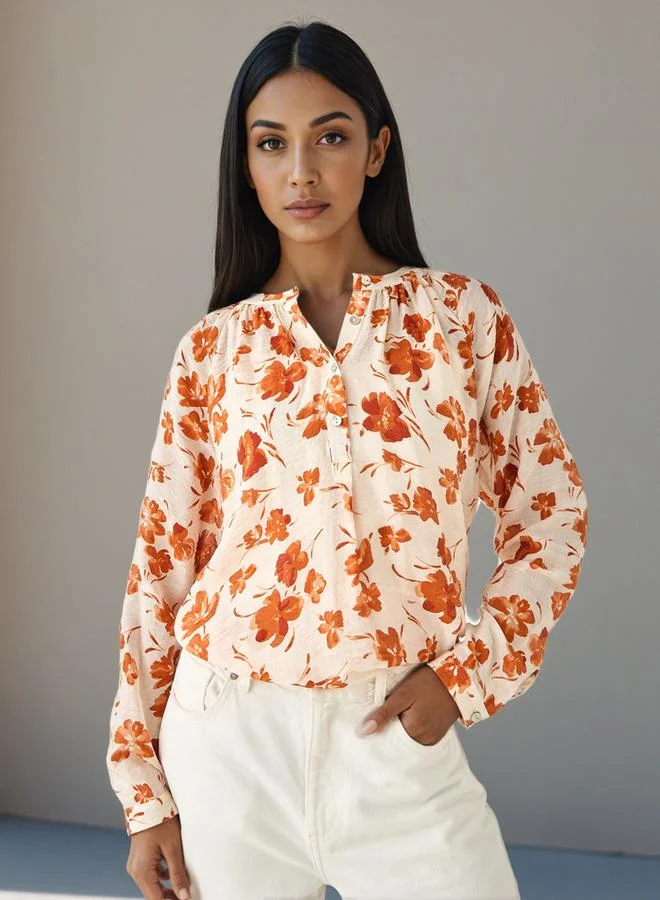 سبلاش فيڤ بلوزة بياقة ماندرين وطبعة زهور
