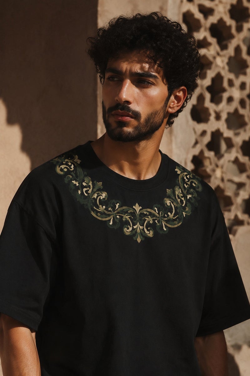 Men's Black Oversized Ornamental Print T-Shirt Casual Short Sleeve Crew Neck Streetwear Tee - Image 1