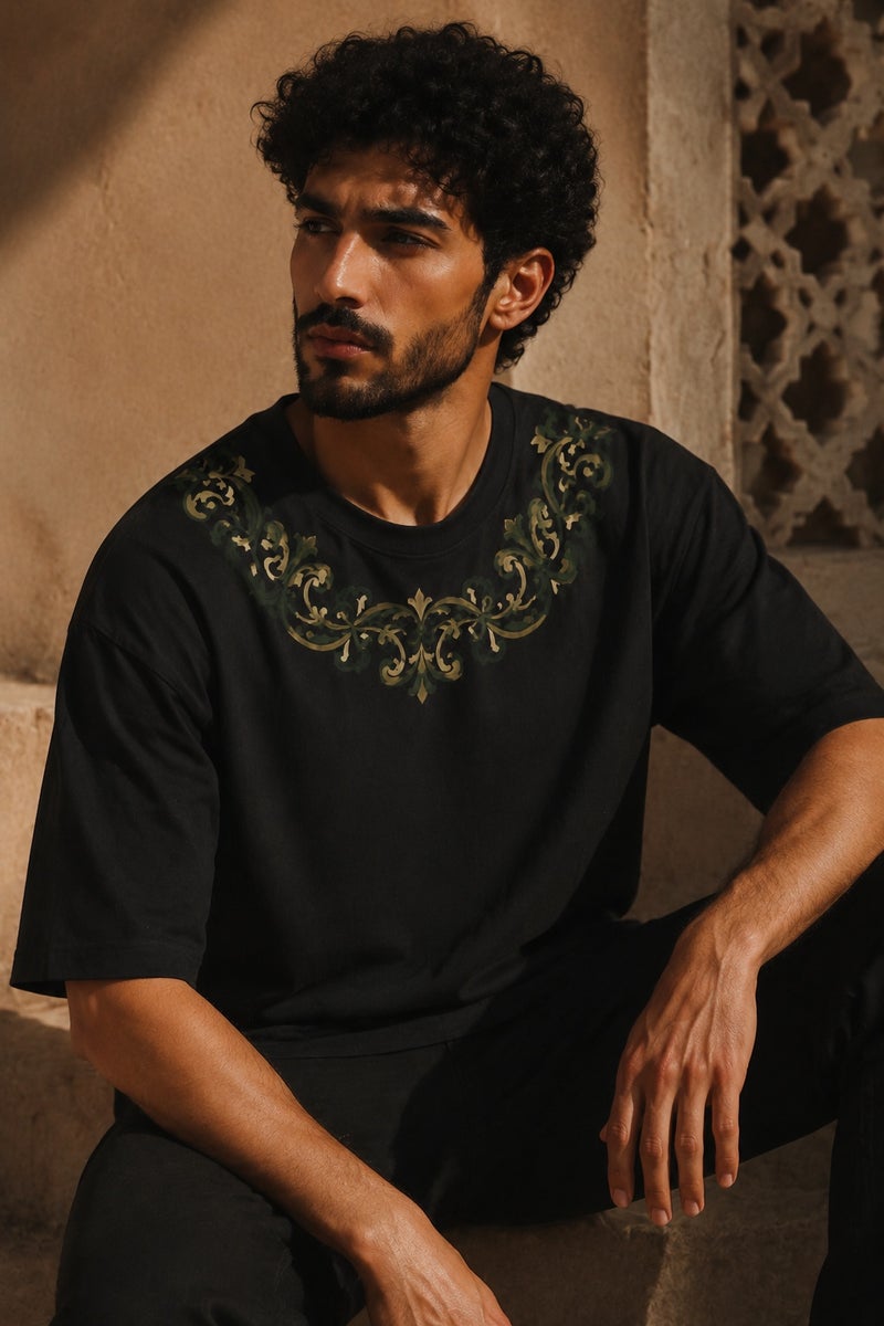 Men's Black Oversized Ornamental Print T-Shirt Casual Short Sleeve Crew Neck Streetwear Tee - Image 4