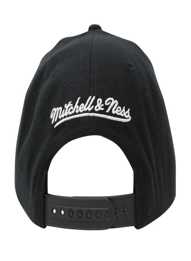 Mitchell & Ness Brooklyn Nets Snapback Hat for Men - Black/White/Grey Bottom - Basketball Cap for Men - Image 2