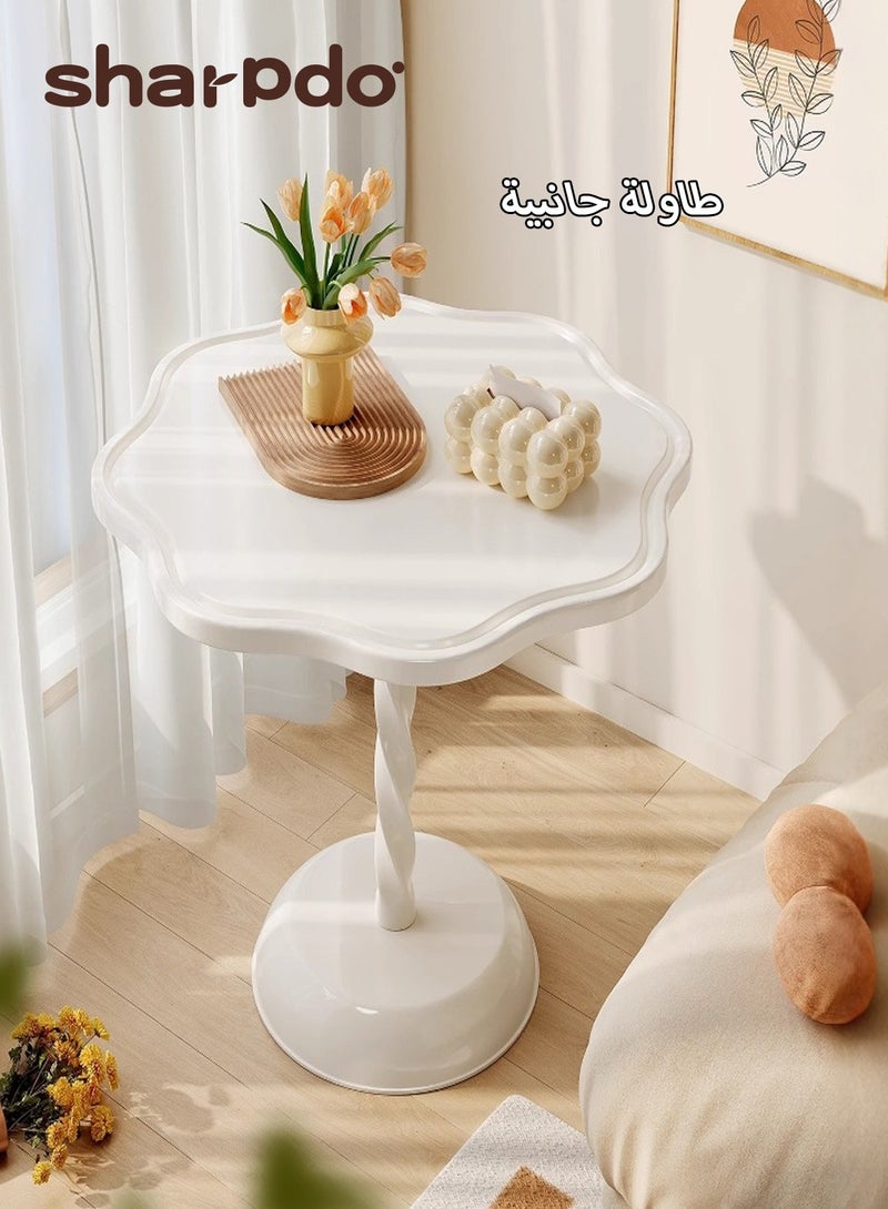Sharpdo طاولة جانبية بتصميم عصري قابلة للتحريك، طاولة صغيرة دائرية، شكل بتلة، مادة PP 40x40x55 سم بيضاء - Image 1