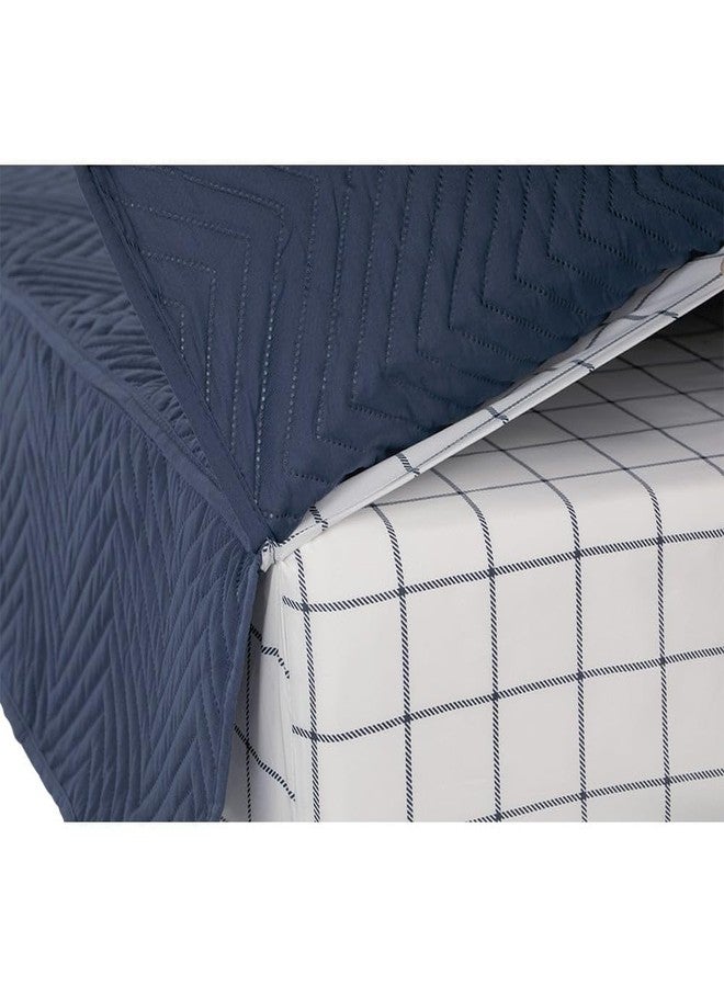 ليبرت كومبونينتس طقم غطاء سرير من الألياف الدقيقة من Lippert Components 2022107825 Thomas Payne، 3 في 1، مقاس كوين - Image 3