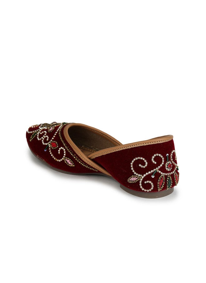 She Zone Maroon Embellished Square Toe Mojaris for Women - Image 3