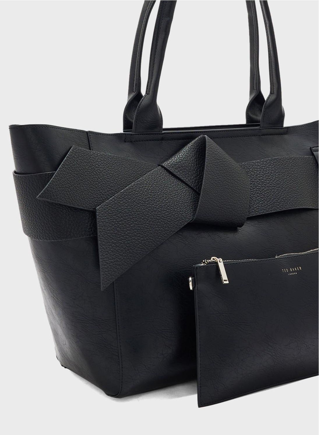 関税込み★TED BAKER★Jimma PU ラージ トートバッグ Ted Baker | PU Large Tote Bag | Women | Mid Grey | Flannels