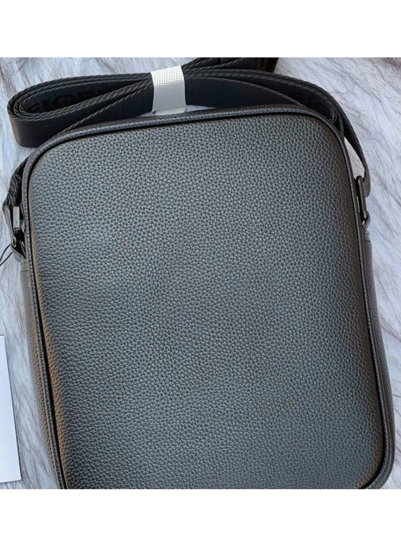 Tommy Hilfiger Plus Black Leather Tommy Hilfiger Crossbody Messenger Men Bag  - Image 3