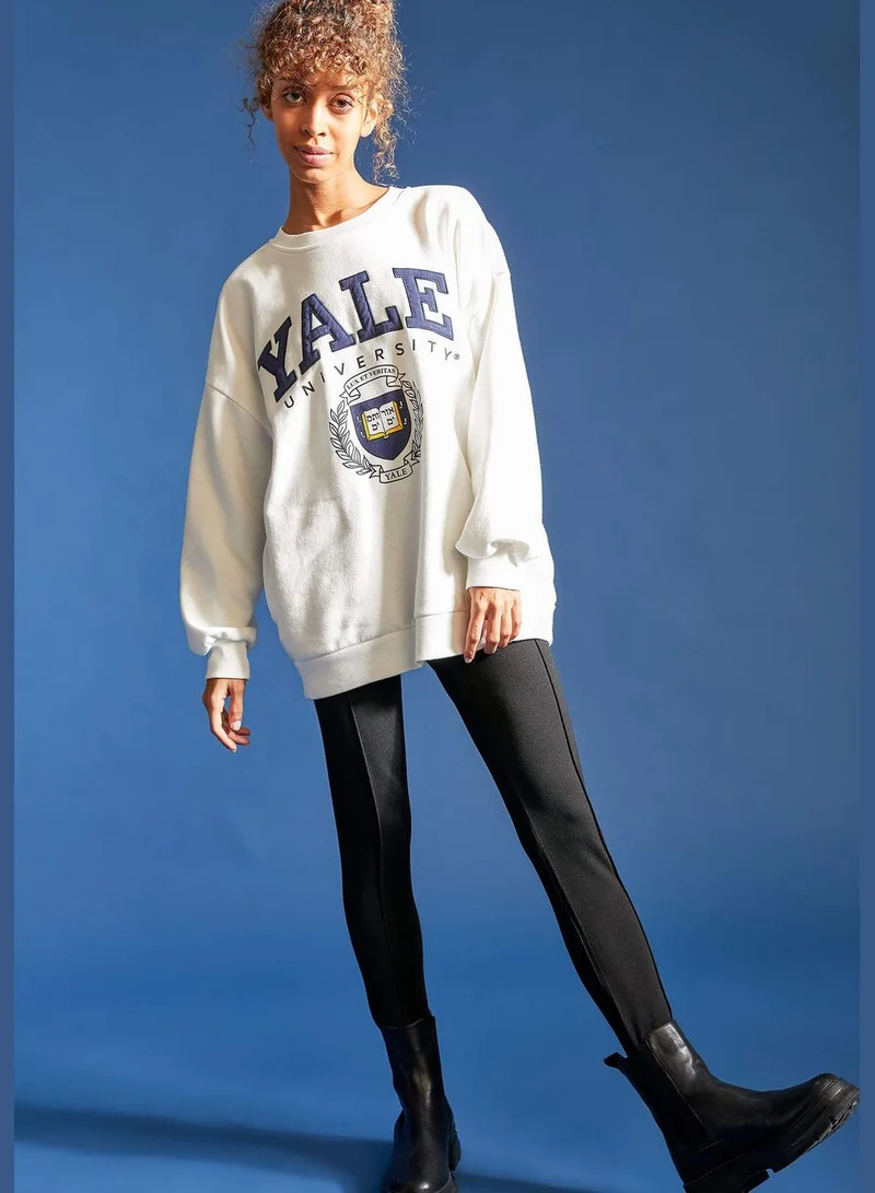 ديفاكتو Yale University Licenced Oversize Long Sleeve Sweatshirt
