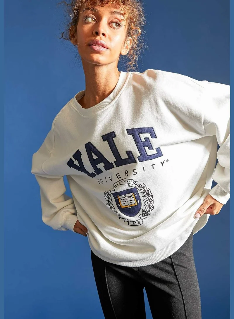 ديفاكتو Yale University Licenced Oversize Long Sleeve Sweatshirt