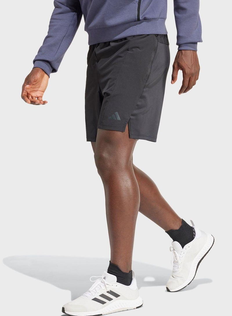 اديداس شورت تدريب هجين أسود للرجال مقاس - Image 1