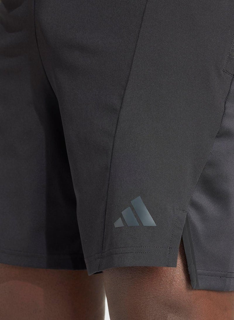 اديداس شورت تدريب هجين أسود للرجال مقاس - Image 3