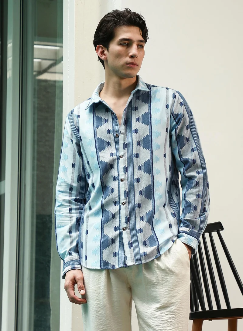 Campus Sutra Men's Blue Geometric Pattern Cotton Polyester Blend Full Sleeve Shirt