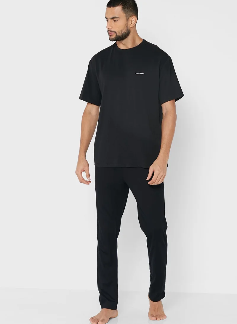 CALVIN KLEIN Essential Crew Neck T-Shirt