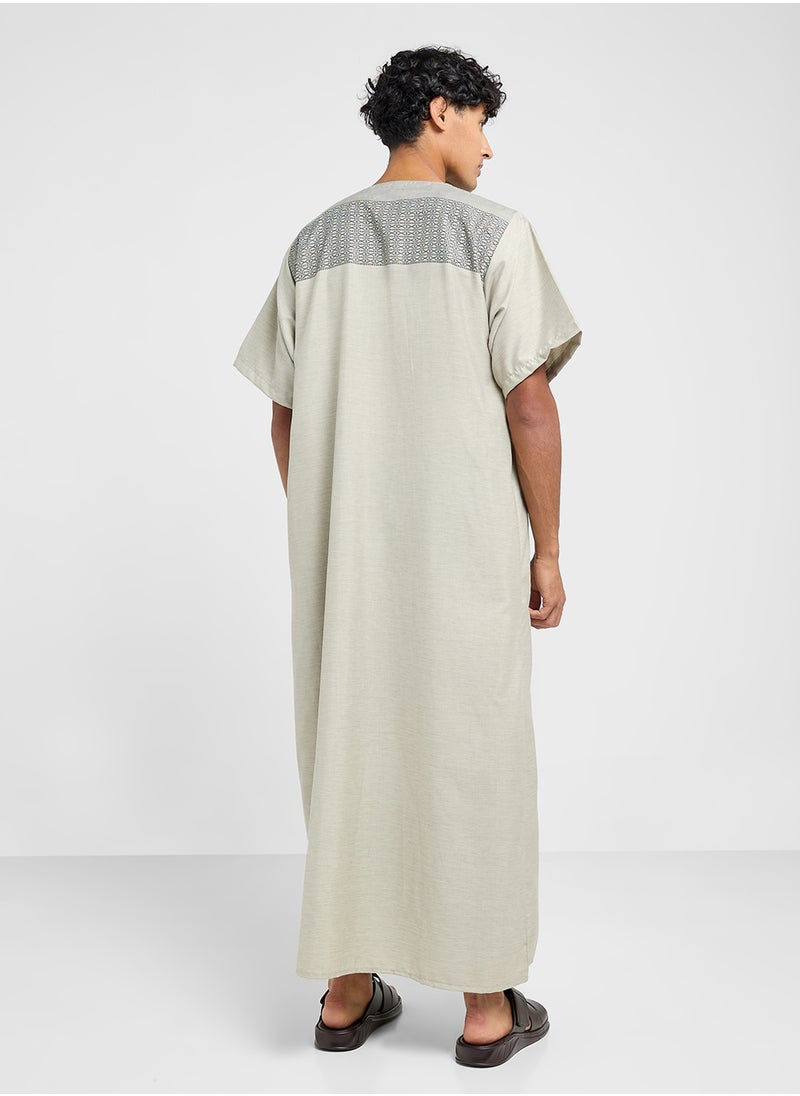 Robert Wood Elegant Thobe  - Image 2