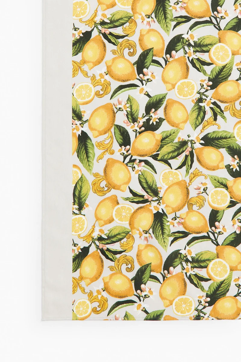 اتش اند ام Wipeable tablecloth