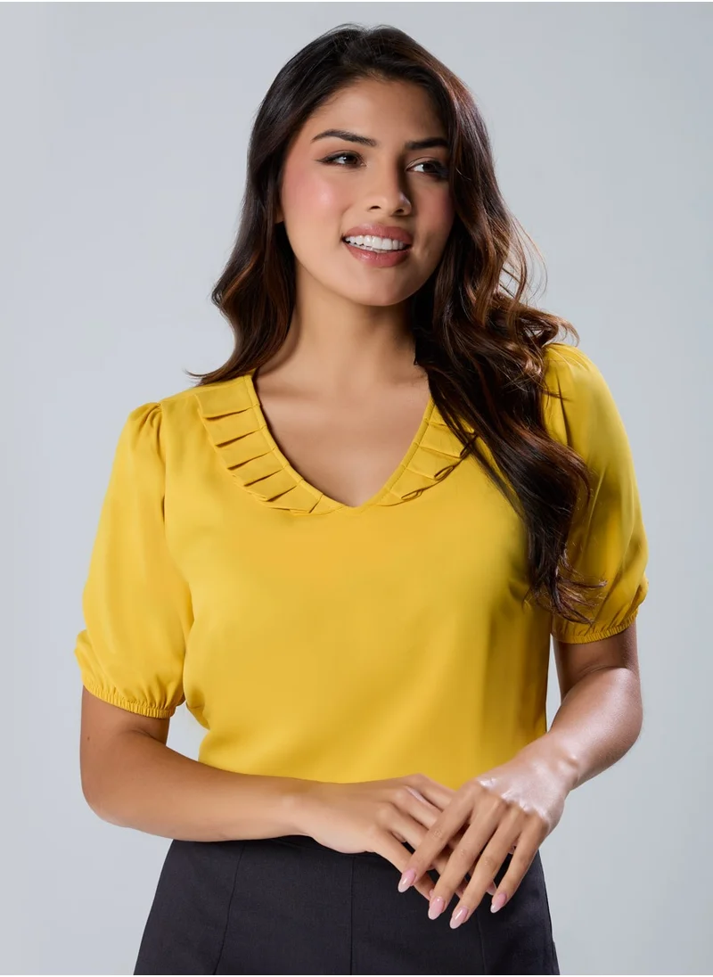 Zigzag Vneck Pleated Yellow Half Sleeve Top