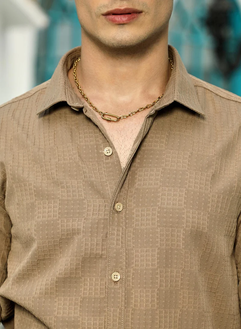 Campus Sutra Campus Sutra Men's Ash Brown Grid-Check Tactile Shirt For Casual Wear | Spread Collar | Long Cuffed Sleeves | Button Closure | Shirt Crafted With Comfort Fit For Everyday Wear