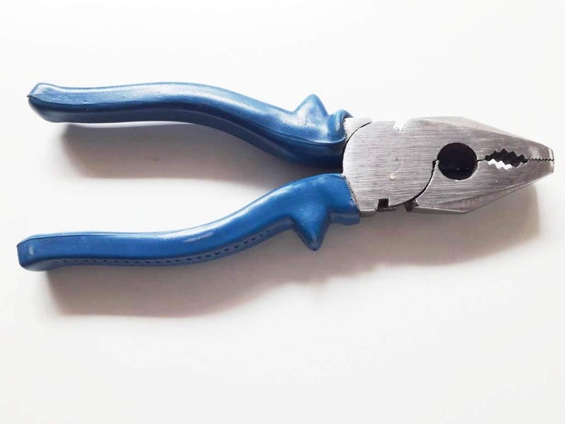 FTE Cutting Pliers for Slicing Electrical Wire and Other Activities Size 16 x 6 cm - Image 1