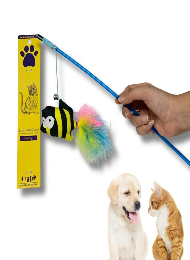A+a Pets لعبة A+a Pets التفاعلية للقطط، عصا الإثارة مع ذيل من الريش، لعبة مناسبة للقطط والجراء والحيوانات الصغيرة (خطوط نيمو الصفراء) - Image 1