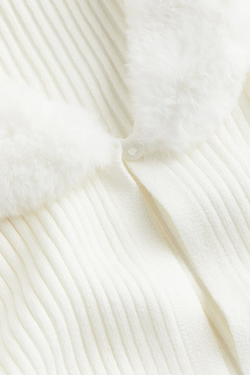 اتش اند ام Fluffy Collared Cardigan