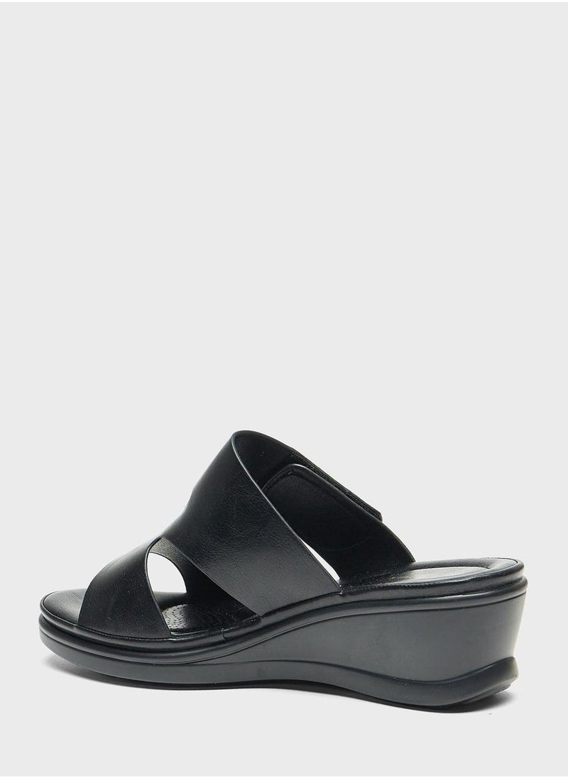 shoexpress Double Strap Wedge Sandals - Image 2