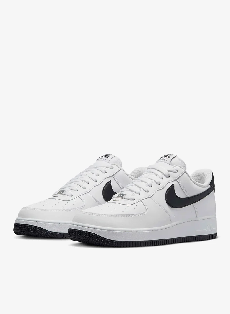 Nike Men's Air Force 1 '07 Shoes