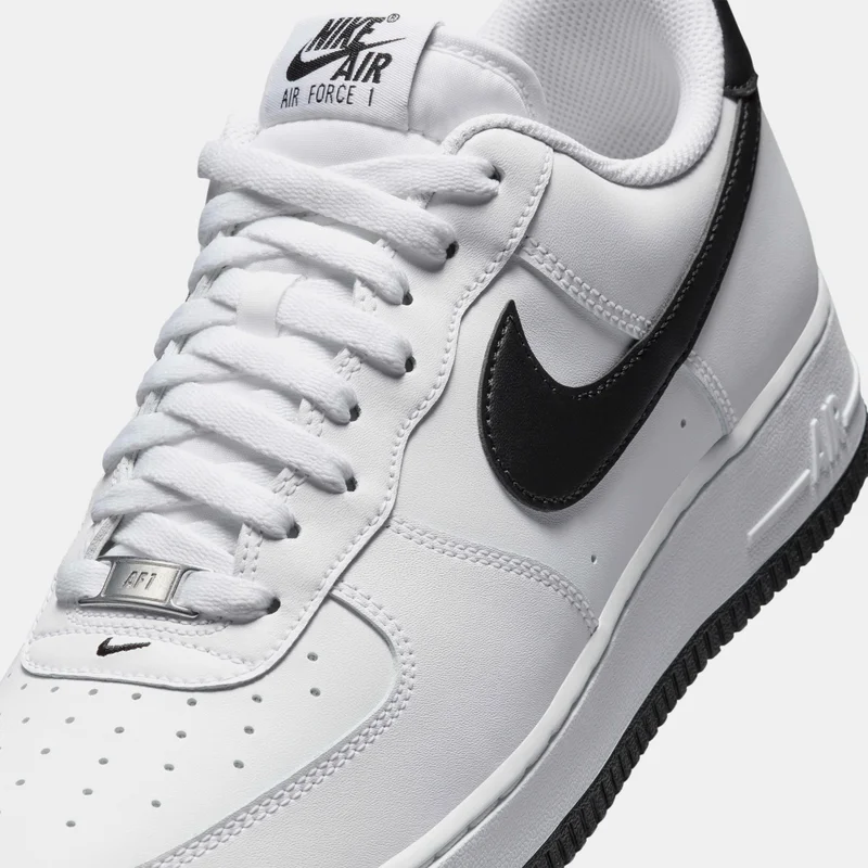 Nike Men's Air Force 1 '07 Shoes