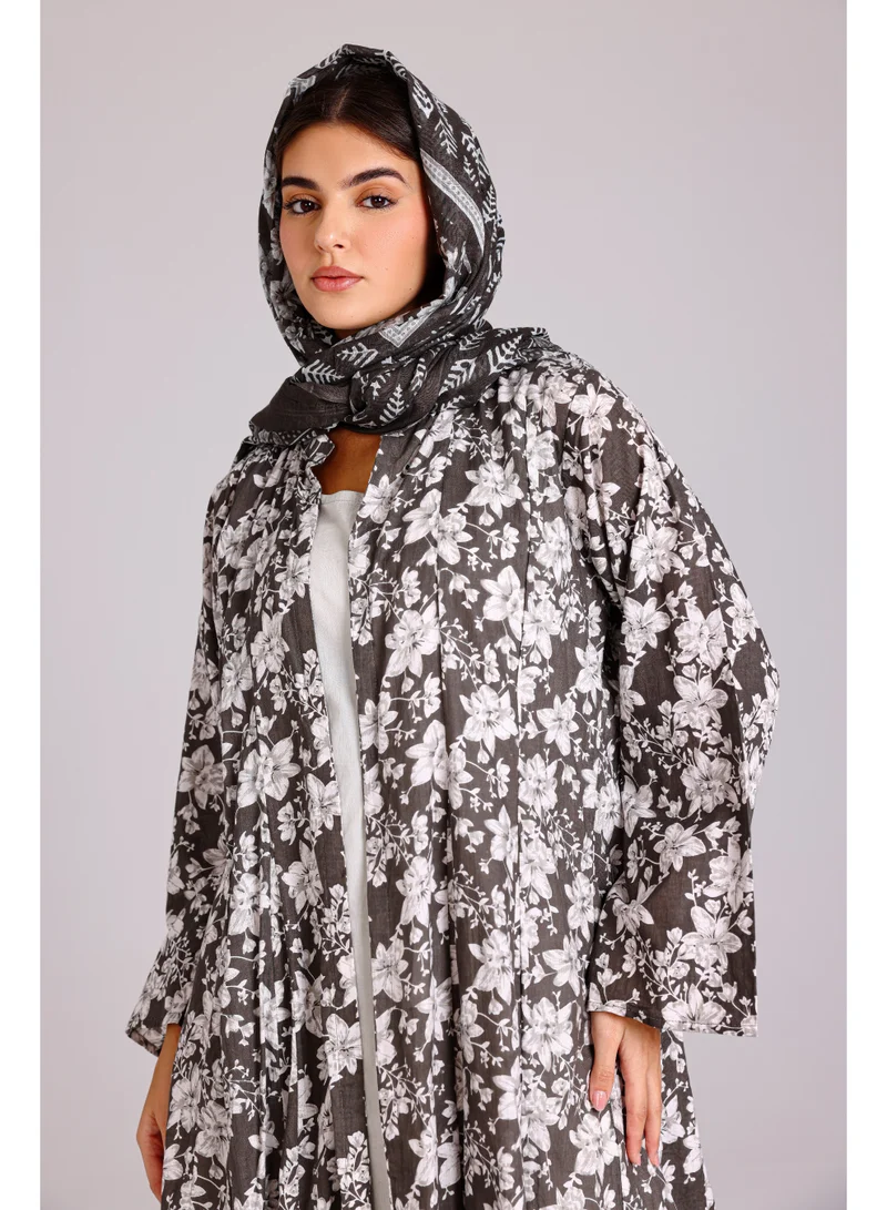 اكسا عباية نقوش جميلة ورود رمادي