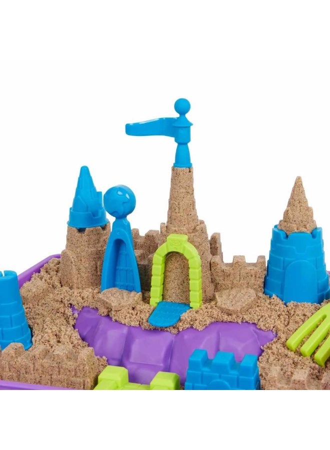 Kinetic Sand مجموعة ألعاب قلعة الشاطئ الفاخرة من رمال كينيتك (1.13 كجم) - Image 3