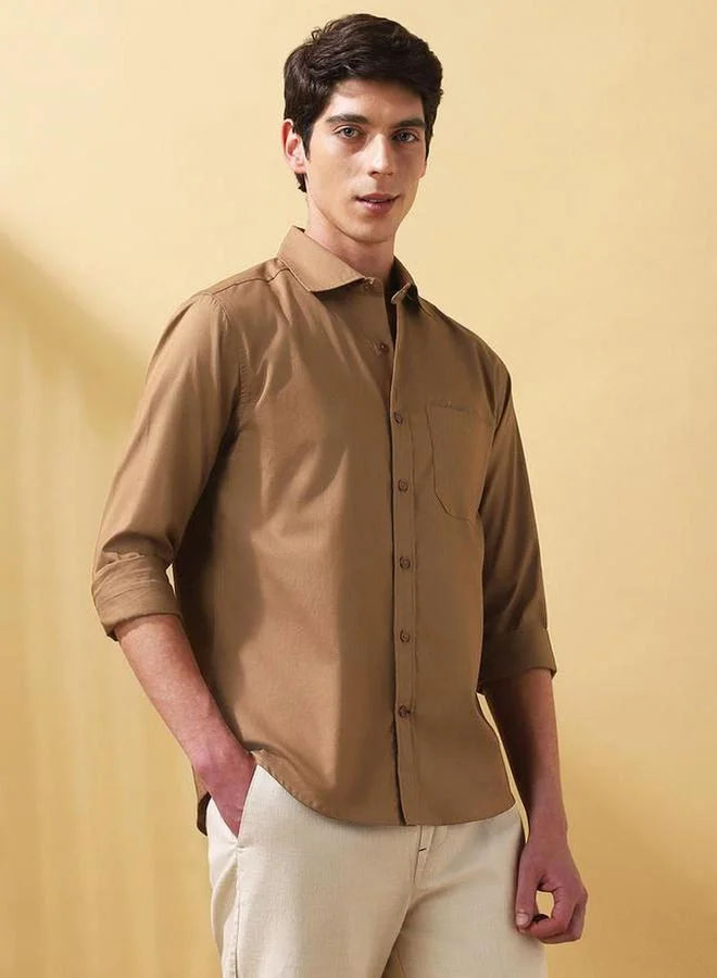 Dennis Lingo Men Regular Fit Spread Collar Casual Shirt