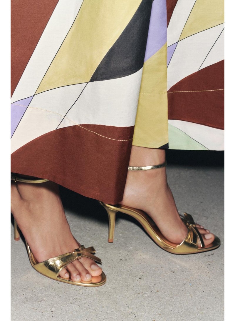 زارا صندل بكعب عالٍ مقوس ذو تأثير معدني - Image 5