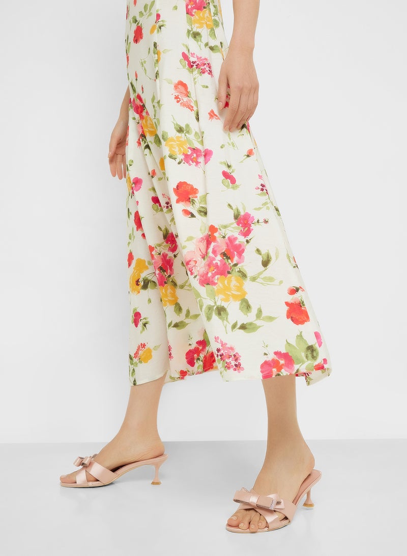 Ginger Low Heeled Sandal With Bow - Image 5