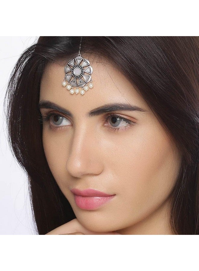 VOYLLA Amaira Spokes and Wheels Maang Tika|Oxidised Maangtika For Women|EveryDay|Festive|Wedding|Gift For Women| - Image 3